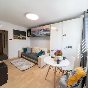  Apartament Metro Lux