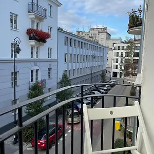  Apartament 11